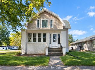 195 S Center Ave, Bradley, IL 60915