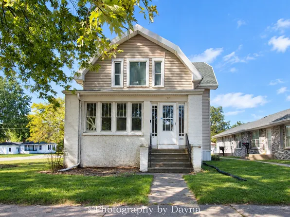 195 S Center Ave, Bradley, IL 60915