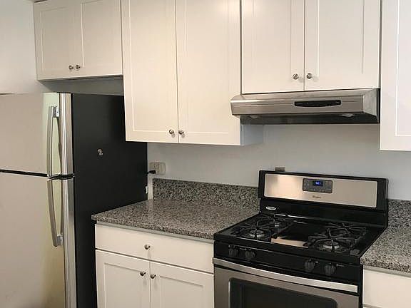 Fridge and stove