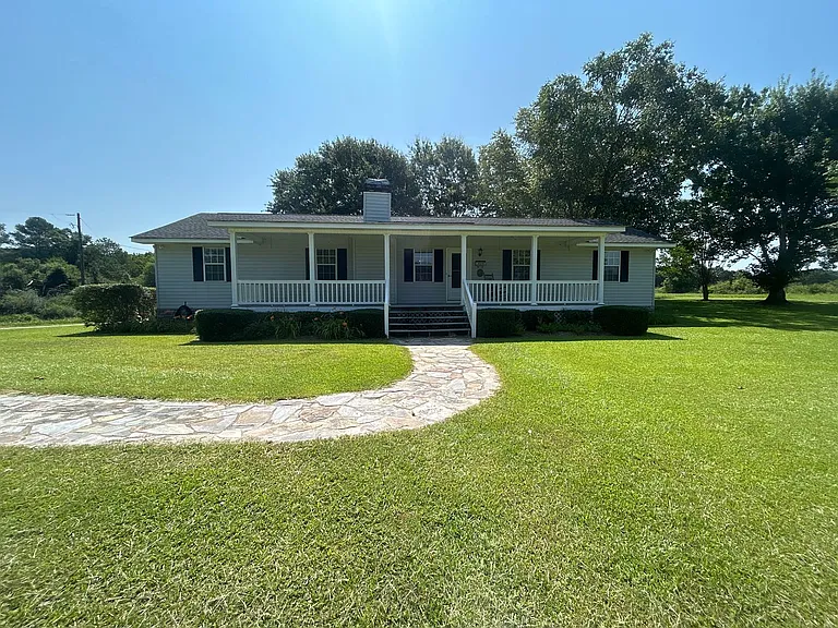 2530 Ashmore Barden Rd — Photo 2