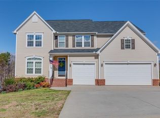 3 Grace Ct, Easley, SC 29642