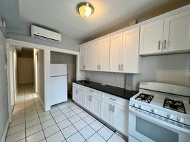 7804 5th Ave, Brooklyn, NY