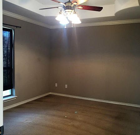 5th image of 6206 Queen Bess Dr
