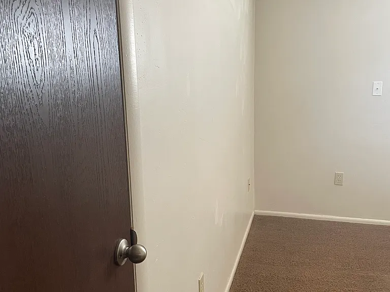 452 N 50 E — Photo 13