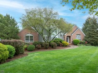 78 Governor Dr, Basking Ridge, NJ 07920