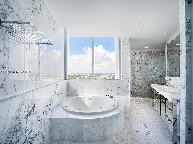 17476 Collins Ave #2802 — Photo 10
