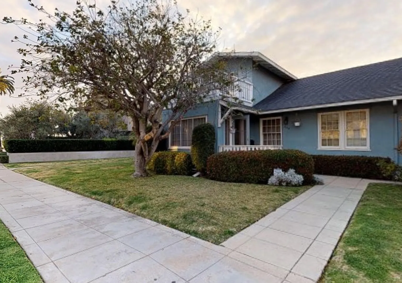 1104 Isabella Ave — Photo 1