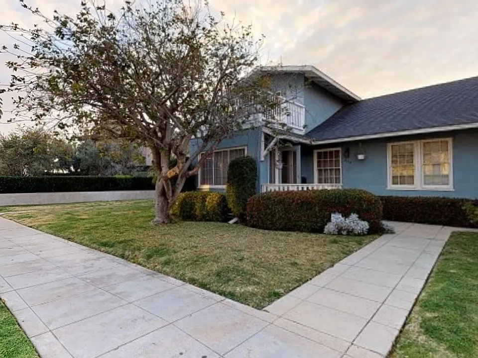 1104 Isabella Ave