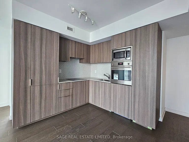 11 Wellesley St W #1211 — Photo 3