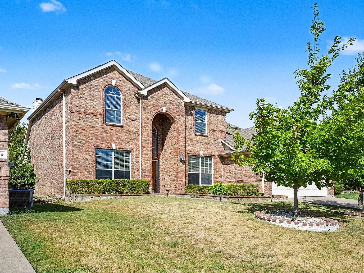 4 bed, 3.5 bath, 3078 sqft, $3,300 — Photo 3