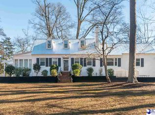 607 3rd St, Cheraw, SC 29520