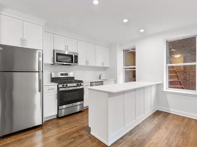67-10 108th St #2G, Forest Hills, NY, 11375