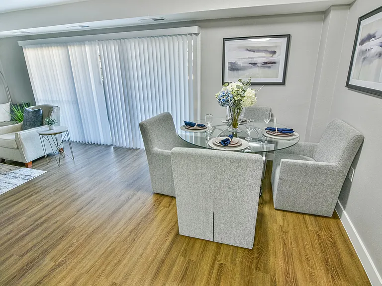 Verona at District Heights — Photo 18