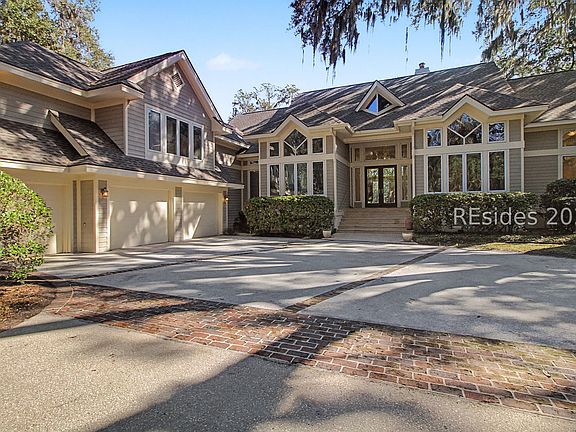 3rd image of 88 Inverness Dr