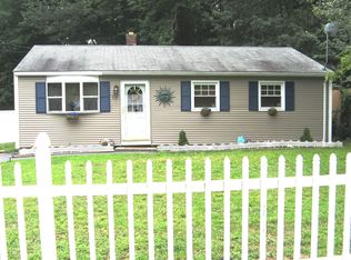 33 Woodcliff St, Springfield, MA 01109