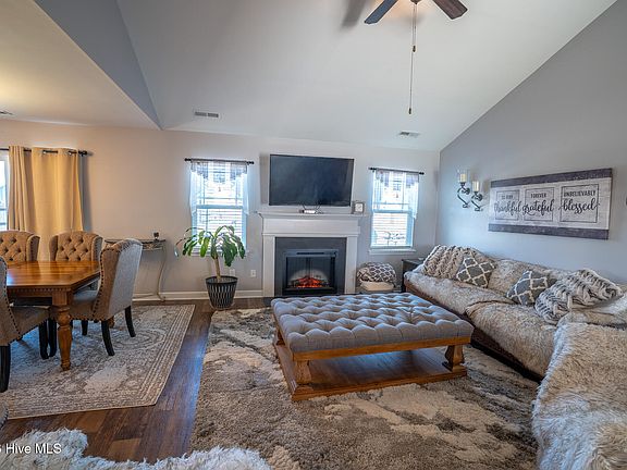 5th image of 303 Burberry Court