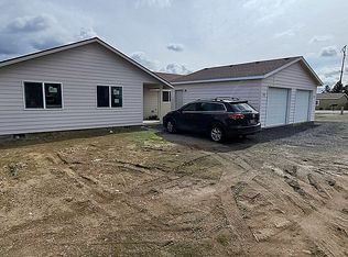 961 SW Willow St, Madras, OR 97741