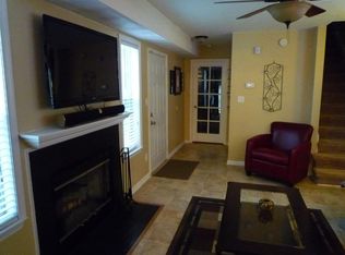 716A Luther St, Chesapeake, VA 23322