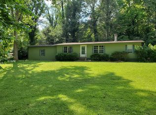 271 McCall Cir, Franklin, NC 28734