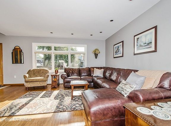 2nd image of 5628 N Miltimore Ave