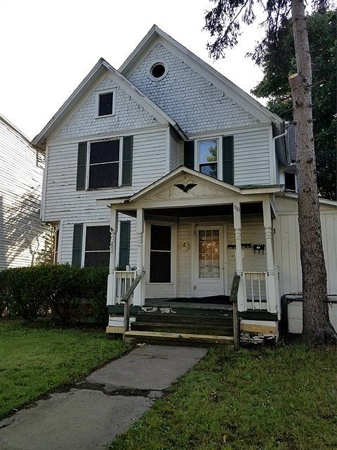 1st image of 1110 Lake St