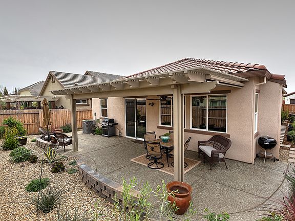 2nd image of 2089 Abby Gate Dr