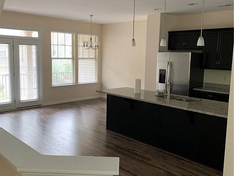 6485 Revere St — Photo 5