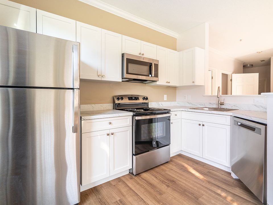 Woodlands at Abington Station Apartment Rentals Abington, MA Zillow