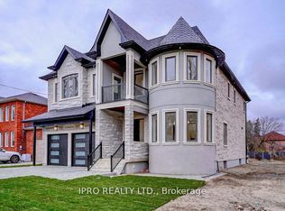 12 Euclid Ave #10, Toronto, ON M1C 1J6