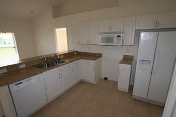 5th image of 1835 NW 6th Ave