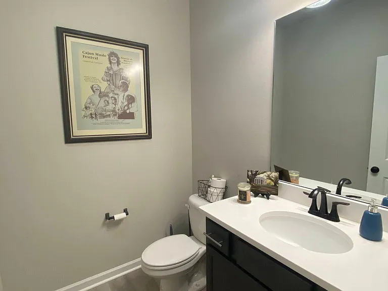 Guest Half Bath