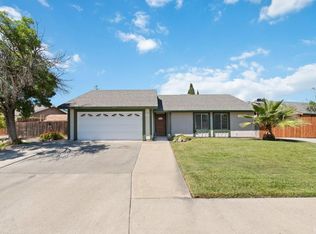 928 E Terrace Dr, Hanford, CA