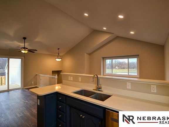5th image of 2104 Corn Dr