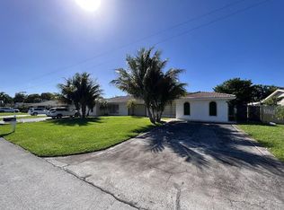 499 W Conference Dr, Boca Raton, FL 33486