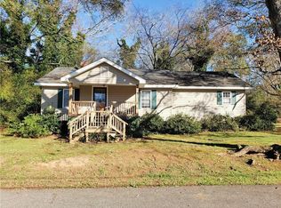 117 S Elm St, Pendleton, SC 29670