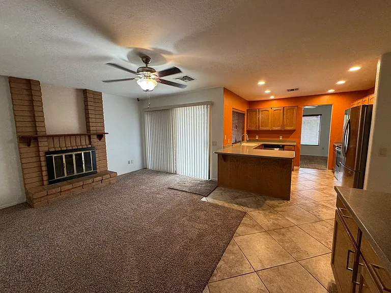3201 W Paradise Ln — Photo 21