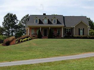 4175 Sewell Rd, Cumming, GA 30028