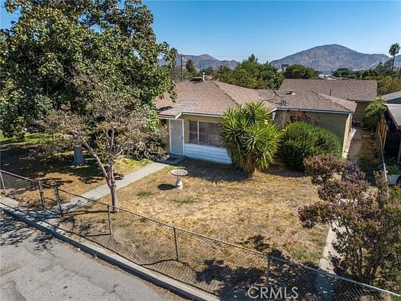 3rd image of 16332 Valley Blvd