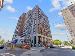 181 Sterling Rd #1011, Toronto, ON M6R 2B2