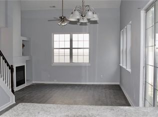 404 Windcroft Cir NW, Acworth, GA 30101