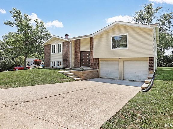 2nd image of 1218 Wood Station Pl