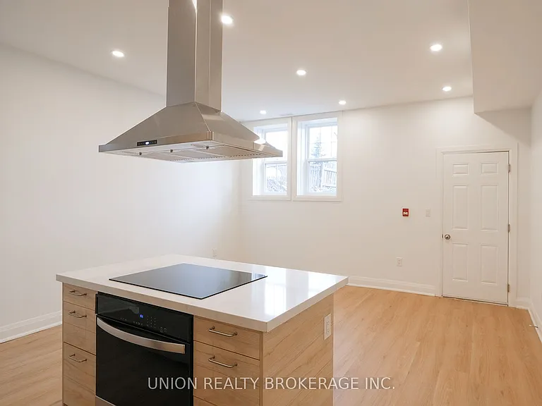 85 Beech Ave #2 — Photo 3