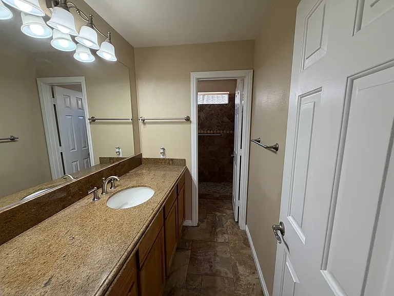 2108 Sunset Vista Ave — Photo 6