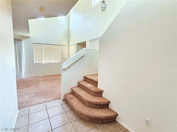 5th image of 73 Palmar Sur Ct