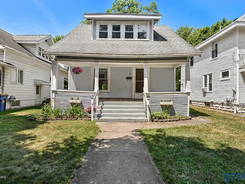 1st image of 31 Richards Ave NW