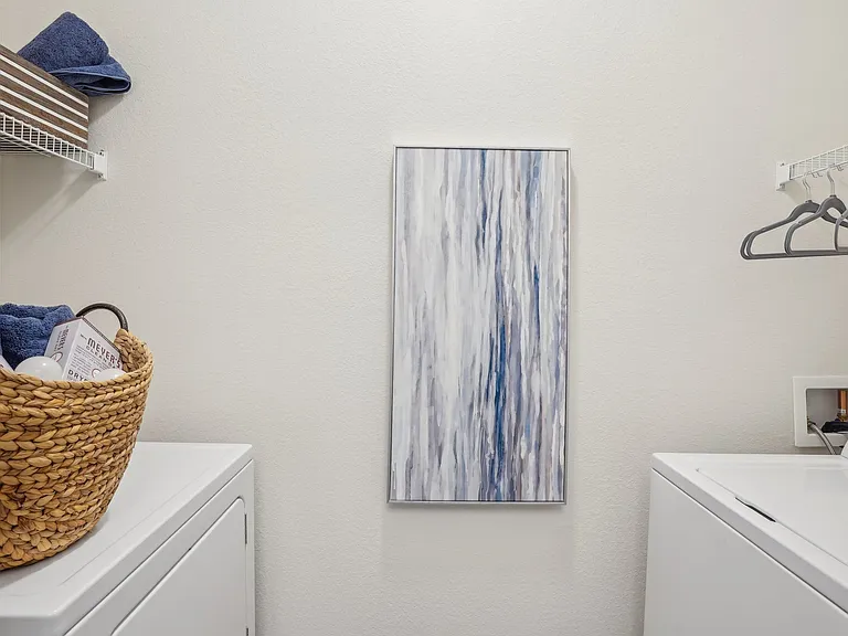 Belmont at Tryon Apartments — Photo 12