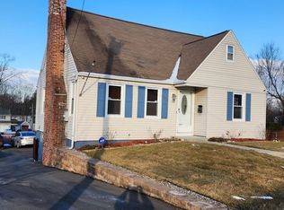 16 Abbott St, Springfield, MA 01118