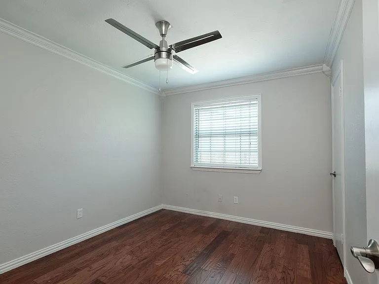 1745 Cricket Hollow Dr — Photo 18