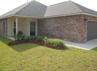 220 Knoll Pine Cir, Covington, LA 70435