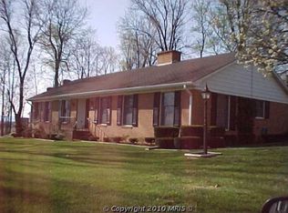 105 Stuart Dr, Winchester, VA 22602